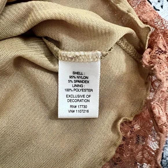 ❌SOLD Y2k Merona Lace & Sequin Sleeveless Blouse - Size S - Picture 8 of 9